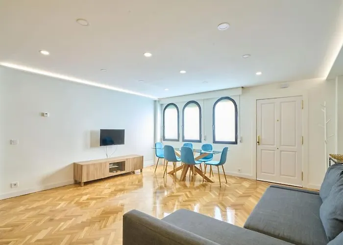 Duplex Palacio De Congresos II By Keyhom