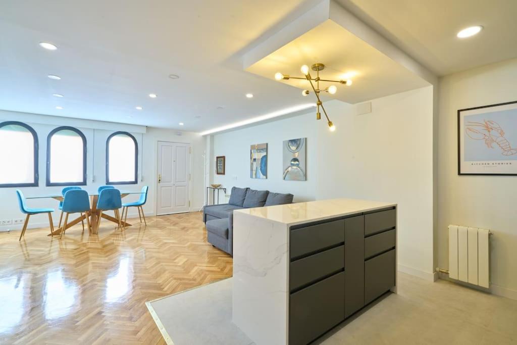 Duplex Palacio De Congresos Ii By Keyhom Apartment